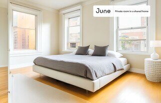 Room in Shared 4 bed/1 bath home in New York, NY - Building Photo