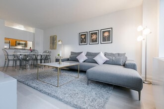 7 E 91st St in New York, NY - Building Photo - Building Photo