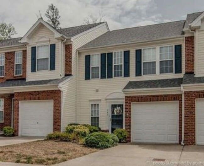 property at 7277 Charlotte Pike