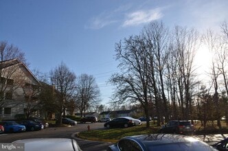 4409 Fair Stone Dr in Fairfax, VA - Building Photo - Building Photo