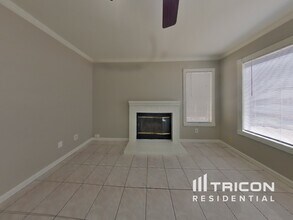 9027 Warm Springs Cir in Stockton, CA - Building Photo - Building Photo