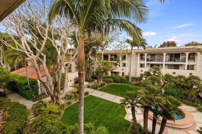 147 Por La Mar Cir in Santa Barbara, CA - Building Photo - Building Photo