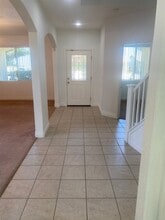 2237 W Wall Ct in Porterville, CA - Building Photo - Building Photo
