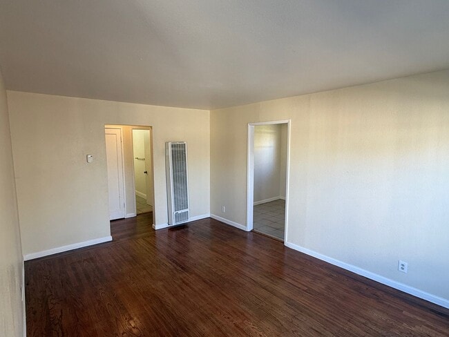 property at 1317-1321 Gaynor Ave