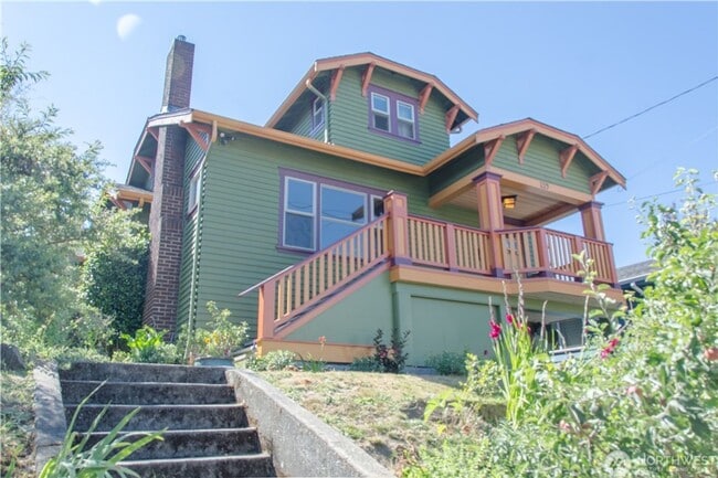 property at 119 26th Ave