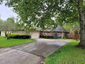 6360 Forest Trail Cir in Beaumont, TX - Building Photo