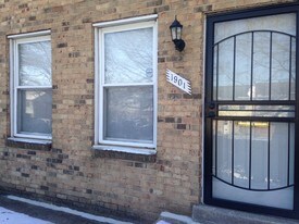 1901 Addison Rd S in District Heights, MD - Building Photo