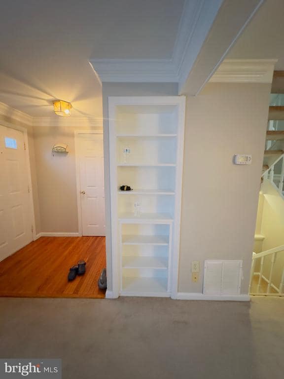 property at 3442 Belfry Ln