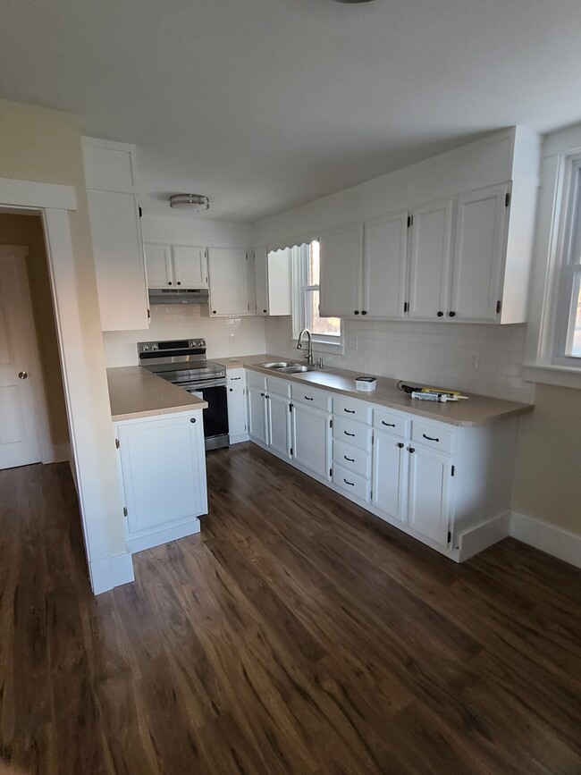 4212 Jonestown Rd in Harrisburg, PA - Building Photo - Building Photo