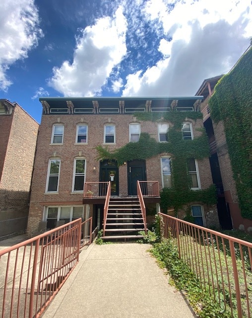 911 S Laflin St, Unit 1 in Chicago, IL - Foto de edificio