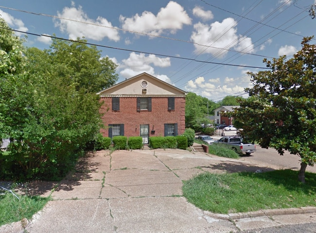 900 Whitworth St in Jackson, MS - Building Photo - Building Photo