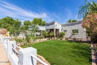 1212 E McLellan Blvd in Phoenix, AZ - Building Photo - Building Photo