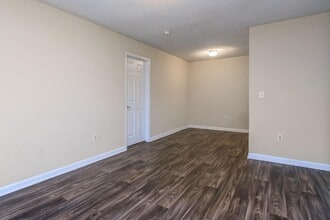 Village at the Creek Apartments in Clarkston, GA - Building Photo - Building Photo