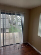 1176 E Lugonia Ave in Redlands, CA - Building Photo - Building Photo