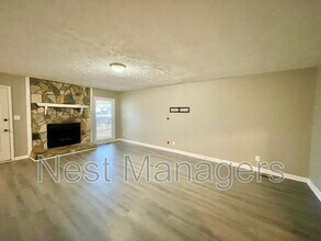 6928 Bostick Dr in Fayetteville, NC - Building Photo - Building Photo