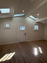 237 San Juan Ave in Venice, CA - Building Photo - Building Photo