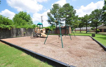 Countryside North Apartments in Memphis, TN - Building Photo - Building Photo