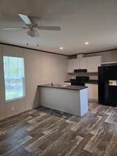 5854 Old Chisolm Rd in Johns Island, SC - Building Photo - Building Photo