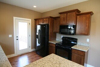 918 Manitou Trail in Iowa City, IA - Building Photo - Building Photo