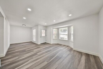 5333 Callaghan Rd in San Antonio, TX - Building Photo - Building Photo