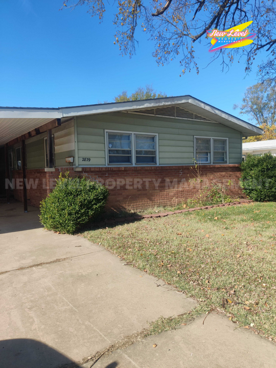 2839 S Glenn Ave in Wichita, KS - Foto de edificio