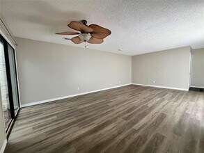 6576 Sweetbriar Ln in Lakeland, FL - Building Photo - Building Photo