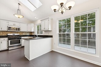 507 Foxridge Dr SW in Leesburg, VA - Building Photo - Building Photo