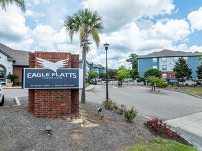 Eagle Flatts in Hattiesburg, MS - Foto de edificio - Building Photo