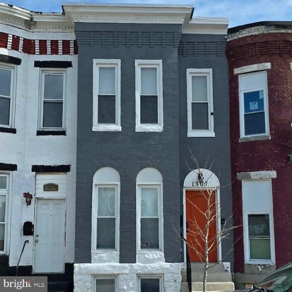 1307 N Patterson Park Ave in Baltimore, MD - Building Photo
