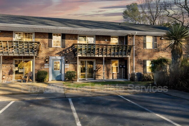 1006 Barclay Square in Virginia Beach, VA - Building Photo - Building Photo