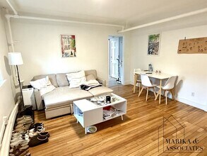 576 Washington St in Brookline, MA - Building Photo - Building Photo