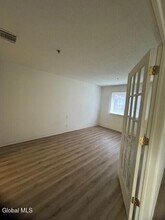 3 Residence Inn Dr in Latham, NY - Building Photo - Building Photo