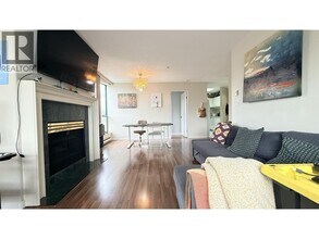 3131 Main St in Vancouver, BC - Building Photo - Building Photo