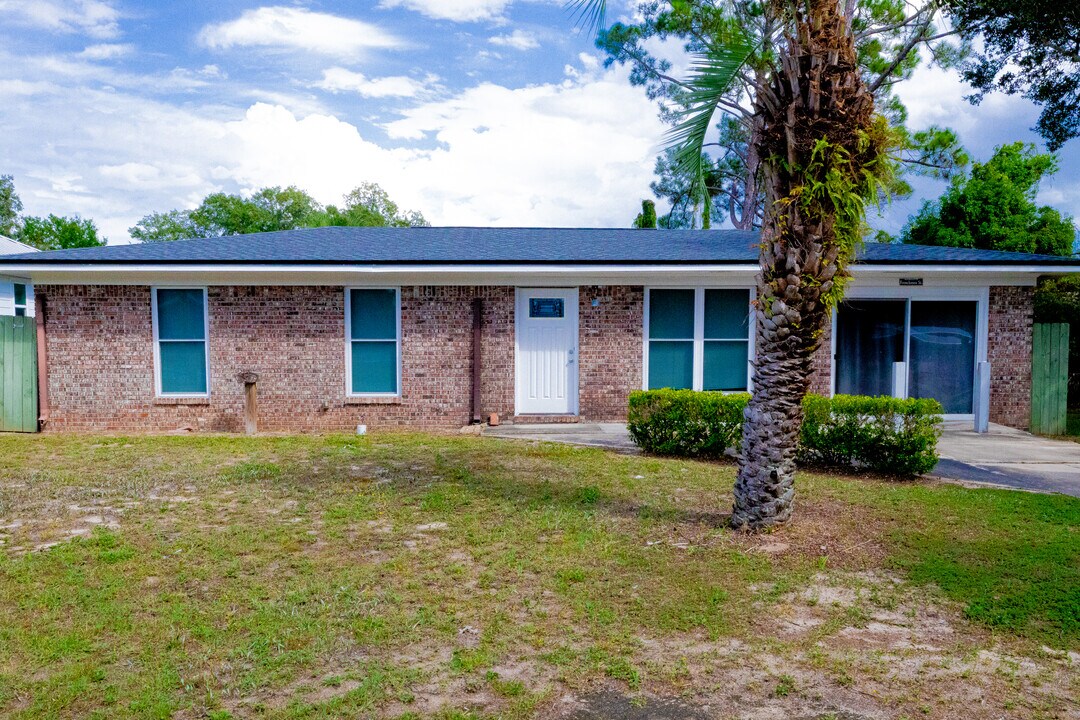 1706 Grant Ave in Panama City, FL - Building Photo