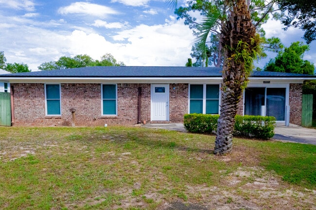 property at 1706 Grant Ave