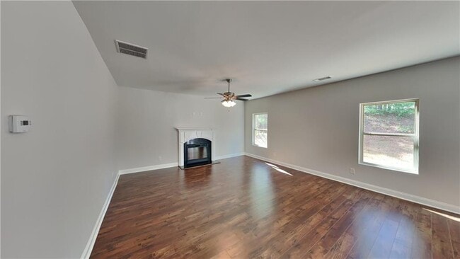 1280 Vonda Ln SW in Mableton, GA - Foto de edificio - Building Photo