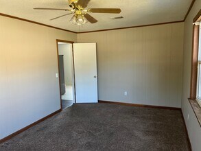 127 Deerwood Ct in Hinesville, GA - Building Photo - Building Photo