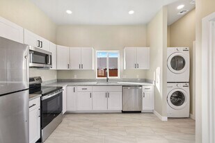 1311 W Speedway Blvd in Tucson, AZ - Building Photo