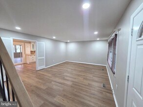 4339 Mt Carriage Ln in Fairfax, VA - Foto de edificio - Building Photo