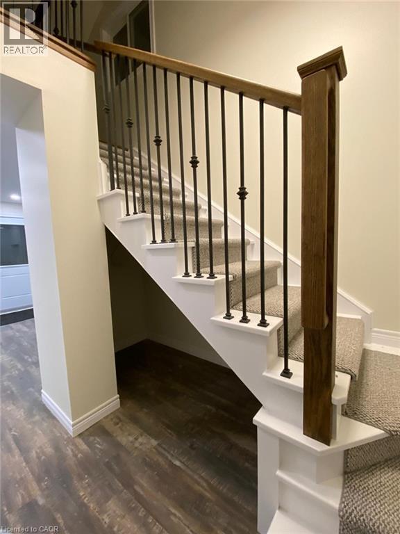 246 Forest Ave in Hamilton, ON - Building Photo - Building Photo