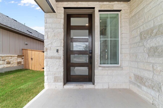 1129 Roger Hanks Pkwy in Dripping Springs, TX - Building Photo - Building Photo