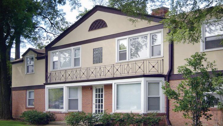 Braeside Apartments in Highland Park, IL - Building Photo