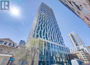 252-252 Church St in Toronto, ON - Building Photo - Building Photo
