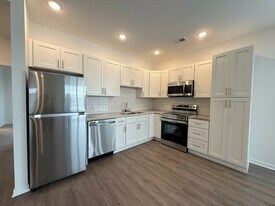 Vista Riverwest in Noblesville, IN - Building Photo