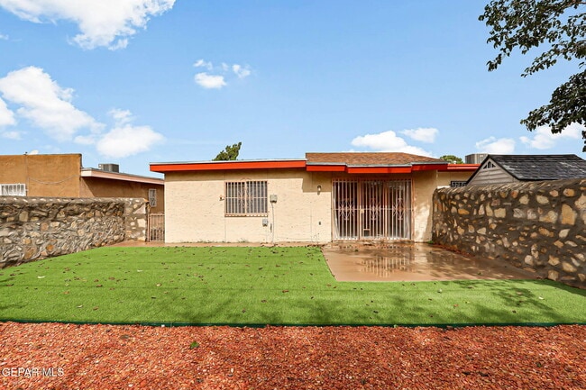 10914 Pelhem Rd in El Paso, TX - Building Photo - Building Photo