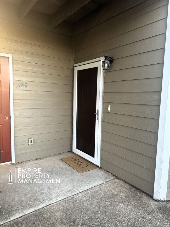 243 Waters Edge Ln in Madison, AL - Building Photo - Building Photo