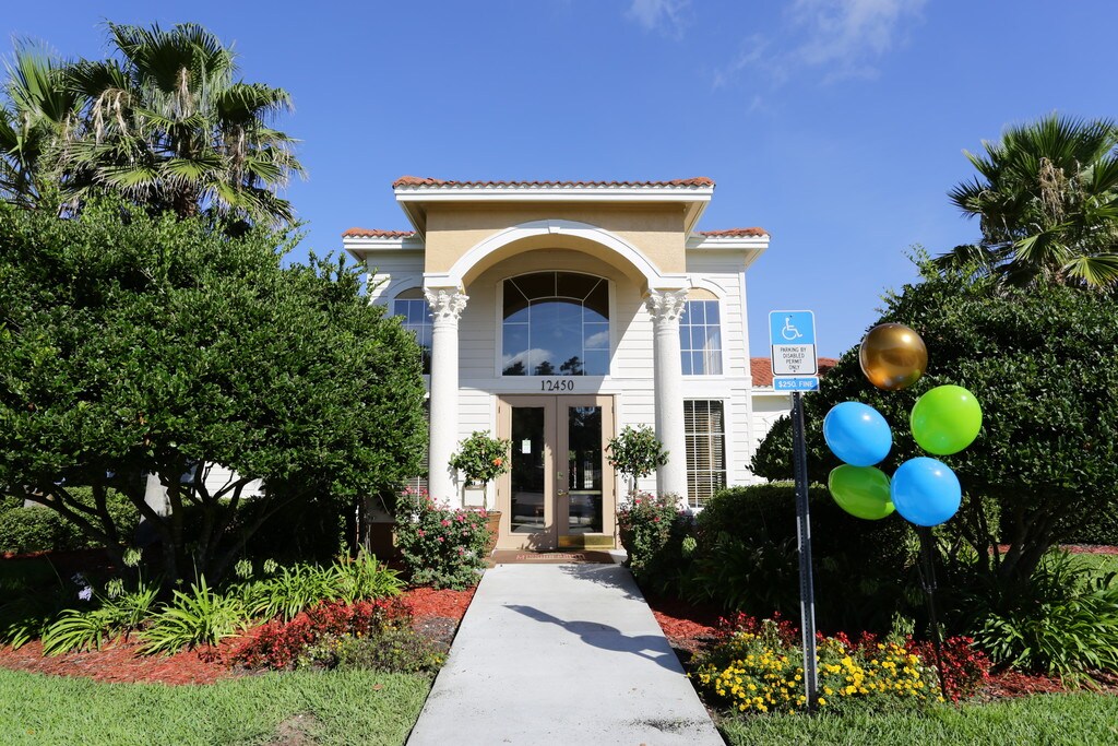 Mission Pointe Jacksonville, FL Apartments