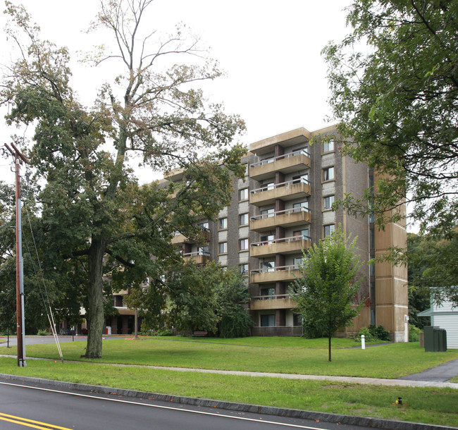 Walter Salvo House in Northampton, MA - Foto de edificio - Building Photo