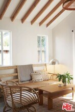 1249 N Hoover St in Los Angeles, CA - Building Photo - Building Photo