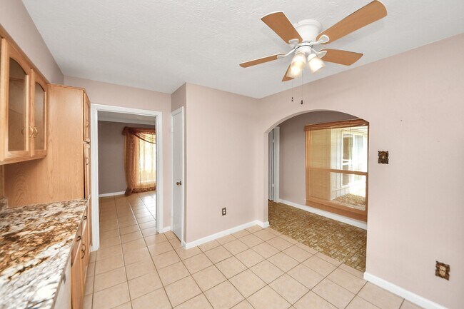 14115 Wickersham Ln in Houston, TX - Building Photo - Building Photo